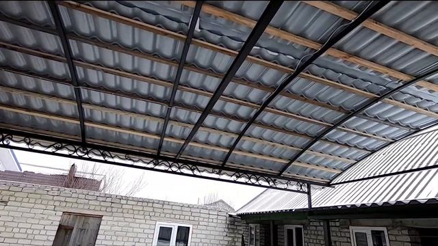 Навес из поликарбоната? Не, не знаю смотреть онлайн