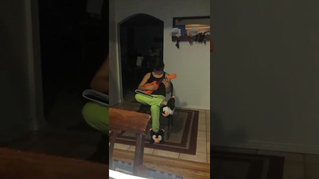 Love me tender on the ukulele смотреть онлайн