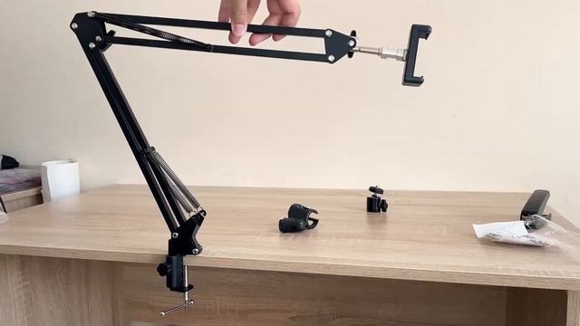 Настольный держатель - штатив для смартфона и телефона, крепление для телефона. Пантограф.