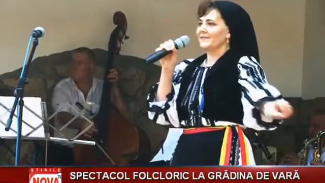 Spectacol folcloric la Gradina de vara din Medias | novatv.ro