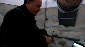 Веселая рыбалка на сига и хариуса / Зимняя рыбалка на сига и хариуса  / Отличный клев белой рыбы