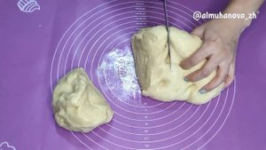 Булочки со сметанной заливкой. Рецепт булочек ватрушек.