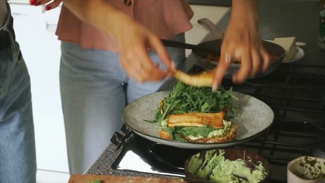 ВЕГАНСКИЕ Французские Тосты БЕЗ САХАРА и Сэндвич с Лисичками смотреть онлайн