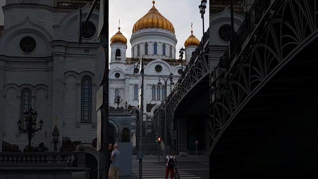 Cathedral of the Russian Orthodox Church. Кафедральный собор Русской Православной церкви #shorts