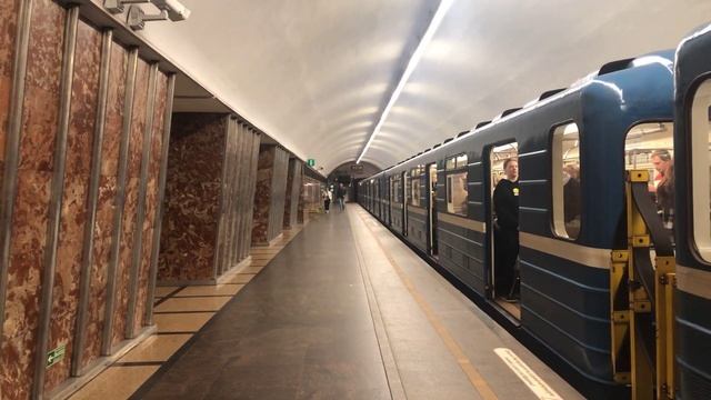 Номерной на станции «Московские ворота» смотреть онлайн