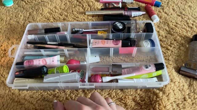 Разбираю косметику ? смотреть онлайн