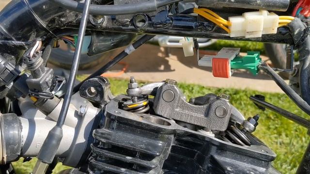 Lifan 200cc Valve Lash Adjustment смотреть онлайн