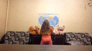 Алина выполняет желание с поджопником