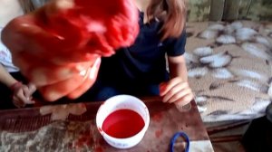 Как красить волосы гофрированной бумагой!!!!!!