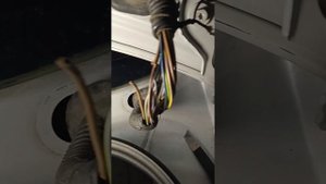 Замкнула проводка BMW 3 e90 ошибка 9CBC часть1.