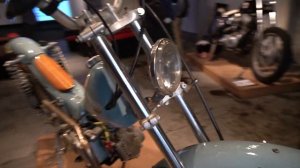 HONDA TRIAL CUB C70 Custom DEUS BIKE BUILD OFF