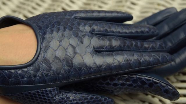 Real leather Gloves by LA1007 смотреть онлайн