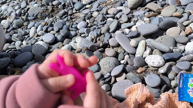 Распаковка стики малс на море новые игрушки