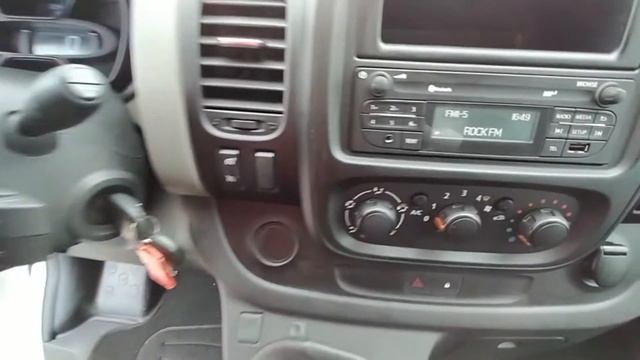 RENAULT TRAFIC FURGON 27 L1 DCI 115 - REF 2779 смотреть онлайн