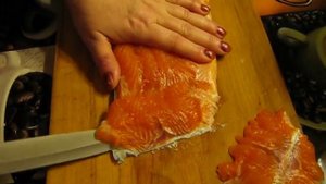 Красивая нарезка форели
