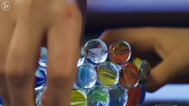 ПОДСВЕЧНИК СВОИМИ РУКАМИ. ИДЕЯ ПОДЕЛКИ ИЗ CD-ДИСКА ДЛЯ ДЕКОРА ДОМА. смотреть онлайн