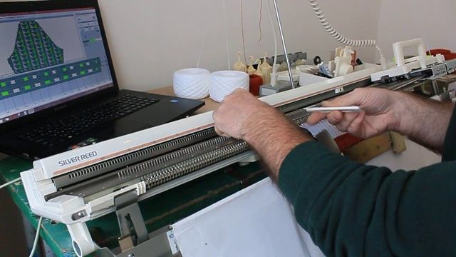 ажурный вязальной машине silver reed sk 840 смотреть онлайн