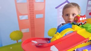 Автопарк с машинками и треком Vtech - Детское развлекательное видео