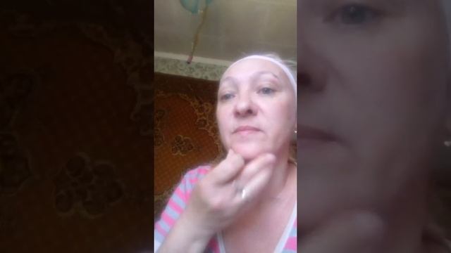 Снимаю маску-пленку с углем. смотреть онлайн