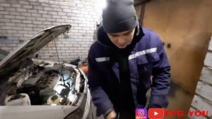 Езжу зимой на воде? Успел поменять на антифриз, повезло! Тойота Карина.