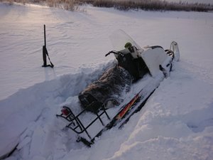 На Буране по лесу. Провалился в ручей. Спасение снегохода.