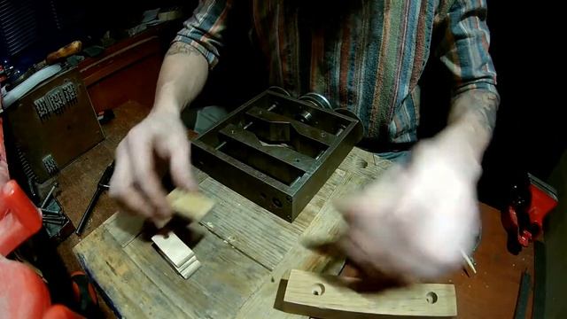 Струбцына держатель для заточных камней