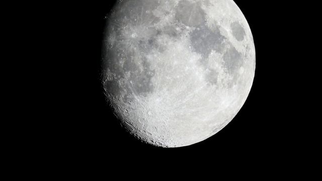 Lune le 16/05/2019 смотреть онлайн