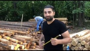 Тонкомер лиственницы. Как окорить брёвна. Колья. Укрепление берегов.