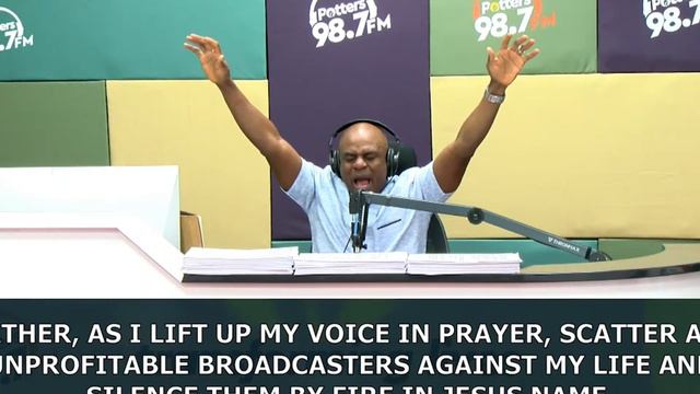 Family Prayer Time with God's Servant Nanasei Opoku-Sarkodie || 26 - 02 - 2024 смотреть онлайн