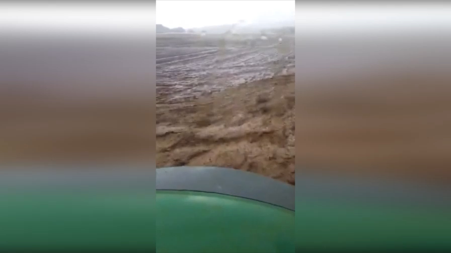 ТАКОГО ЛИВНЯ ВЫ ЕЩЕ НЕ ВИДАЛИ!!! смотреть онлайн