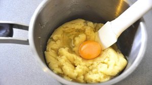 Заварные пирожные со сгущенкой
