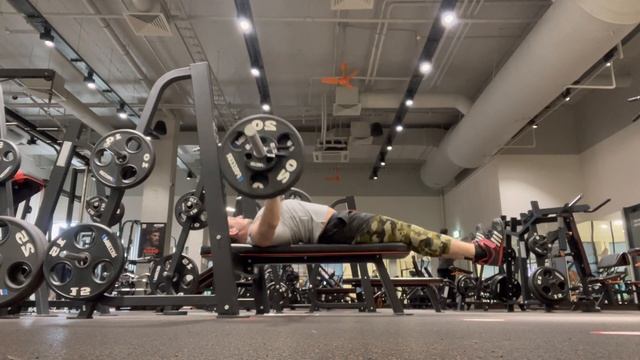 Д3. Жим лёжа, ноги вдоль лавки смотреть онлайн