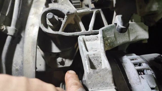 Замена маслосъёмных колпачков на ПРИОРЕ ч.2 Промывка гидрокомпенсаторов и проверка ГРМ смотреть онлайн