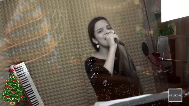 Диана Тюлемисова #снежинка #покачасы12бьют смотреть онлайн