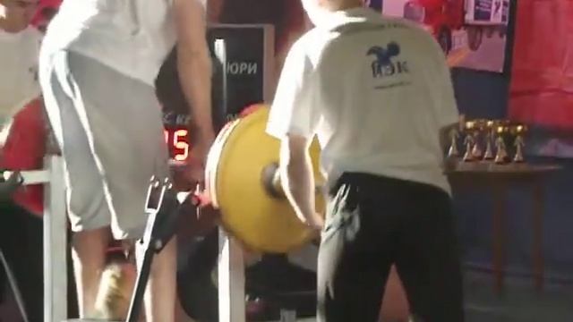 ПФО-2012 жим лежа.DSCF7175.avi смотреть онлайн