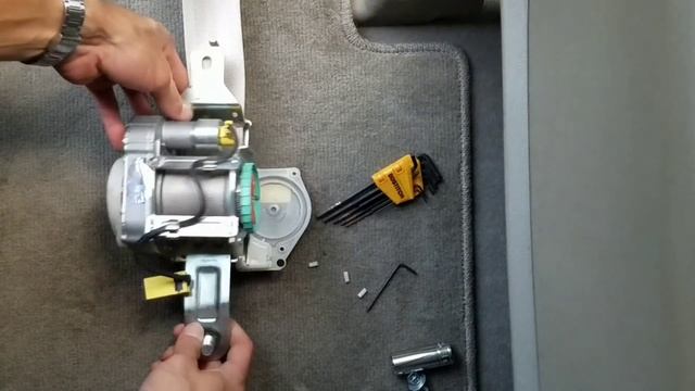 How to Fix Seatbelt - Car Accident смотреть онлайн