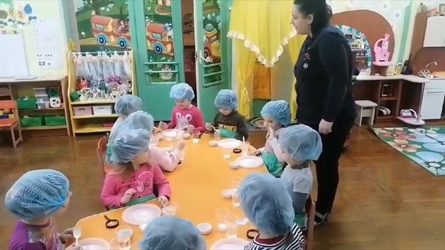 Открытое занятие "Удивительный мир соли" средняя группа "Незабудки" смотреть онлайн