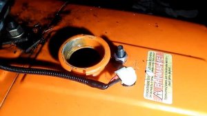 Установка датчика уровня топлива на минитрактор