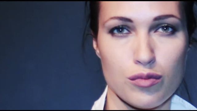 Запах кожи, парфюма и боль смотреть онлайн