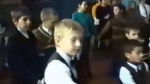 Новогодний праздник в школе 1