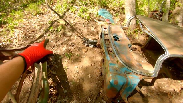 We Pulled a 1959 Impala 2DR Hardtop out of a Ravine! Sitting Since the Early 1970s! (Old Car Rescue смотреть онлайн