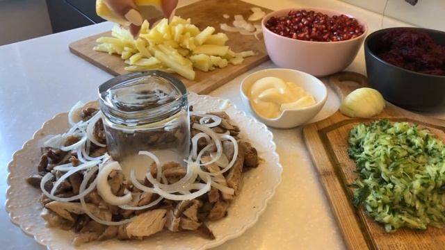 Салат ГРАНАТОВЫЙ БРАСЛЕТ. ЛЮБИМЫЙ САЛАТ мужа, готовлю по авторскому рецепту! смотреть онлайн