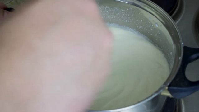 Соус Морне с жаренной рыбой. Французская классика.