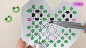 Туториал: Лягушка из бисера крестиком | Tutorial: How to make a Frog made of beads with a cross