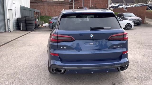 BMW (G05) X5 xDrive30d M Sport 3.0d Phytonic Blue (C1M) Black Sensafin (KPSW)