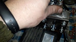 Натяжной механизм ленты с бочкообразным роликом для гриндера своими руками.