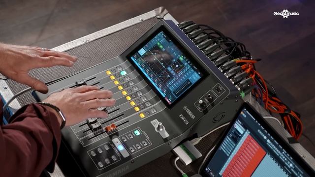 New! Yamaha DM3 Compact Digital Mixer! | Gear4music Synths & Tech смотреть онлайн