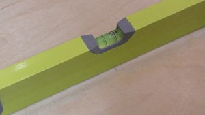 Три способа проверки ? пузырькового уровня. Bubble level (instrument).