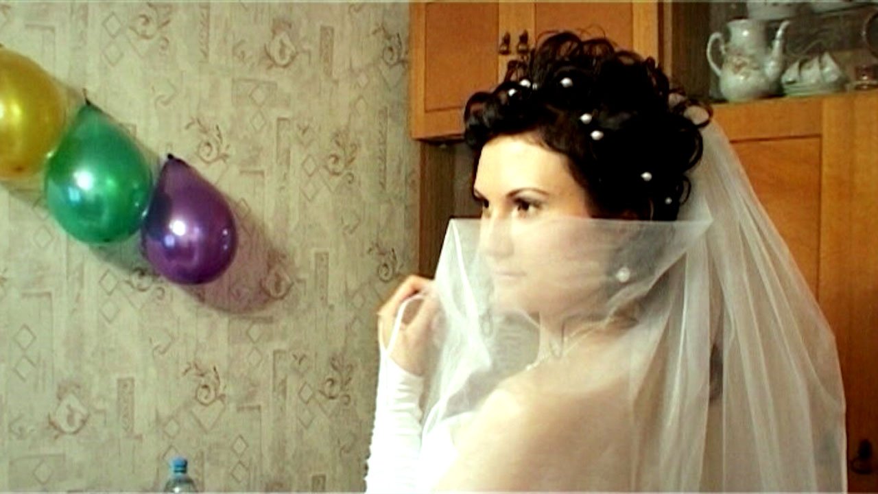 Сборы молодожёнов, свадебное утро смотреть онлайн