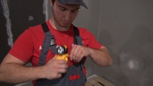 Обзор легендарного шуруповёрта DeWALT DCD 710